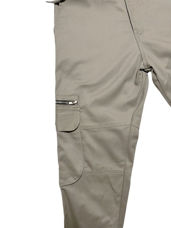 PREMIUM GREY CARGO PANTS - Relaxed Fit - Image 5