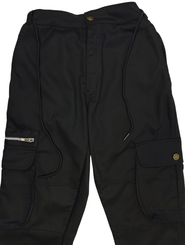 PREMIUM BLACK CARGO PANTS - Relaxed Fit - Image 4