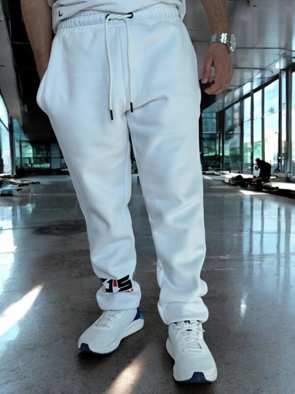 EXCLUSIVE WHITE JOGGER PANTS - Comfort Fit